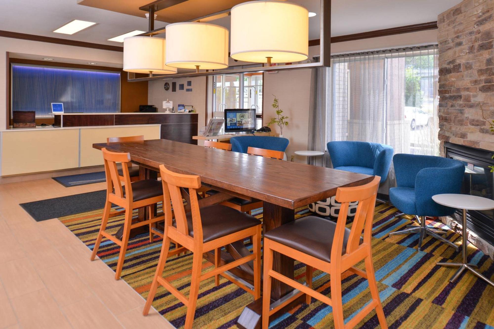 Fairfield Inn & Suites By Marriott הלנה מראה חיצוני תמונה