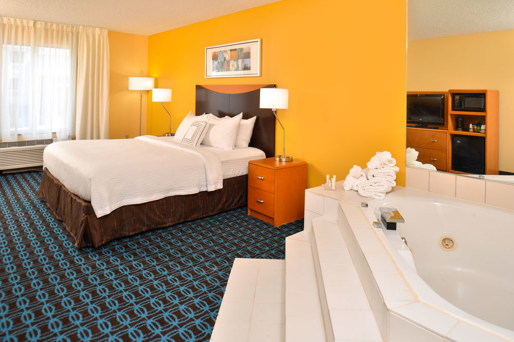 Fairfield Inn & Suites By Marriott הלנה מראה חיצוני תמונה